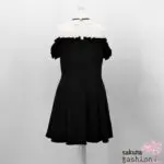 Ank Rouge Kleid Schwarz Schulterfrei Dekolleté Spitze Weiß Kragen Schleife Rüsche Zierknöpfe Japan Feminin Kawaii