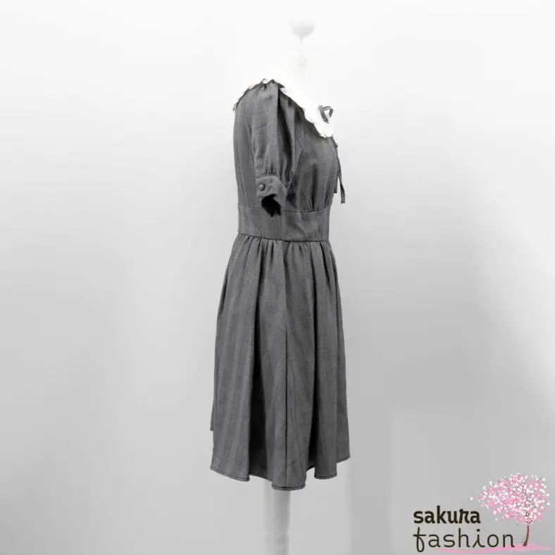 Ank Rouge Kleid Schwarz Grau Kariert Bubikragen Weiß mit Schleife Zierknöpfen Tailliert Puffärmel Japan Kawaii