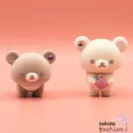 San-X Figuren Chairoikoguma Braun Korilakkuma Weiß Bär Kirschendetail Schmuckstein Juwel Japan Kawaii Accessoire glitter figure set korikog Jewel cherry