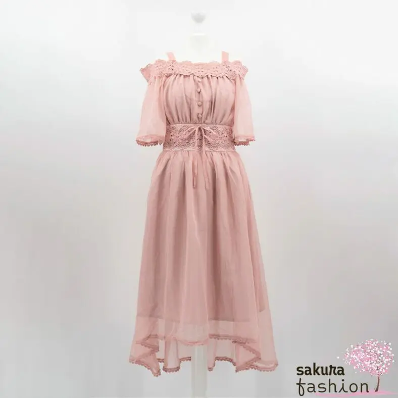 Liz Lisa Kleid Rosa Masi Lang Spitze Floral Häkelborte Herzen Schleifenband Schleife Gerafft Tailliert Schulterfrei Trägerkleid Zierknöpfe Halbarm Transparent Japan Kawaii Fish Tail One-piece pink