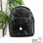 axes femme POETIQUE Kunstlederrucksack Schwarz Mittelgroß Spitze Schnürung Schleife Sanrio Kuromi Metallanhänger Gold Japan Kawaii Feminin kuromi bagpack with charm