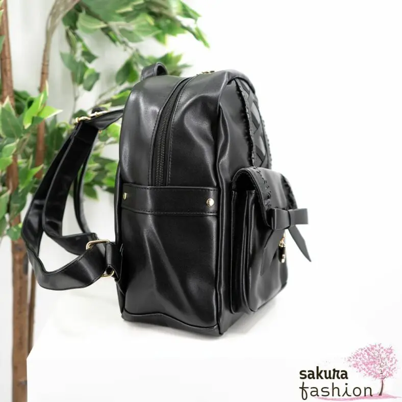 axes femme POETIQUE Kunstlederrucksack Schwarz Mittelgroß Spitze Schnürung Schleife Sanrio Kuromi Metallanhänger Gold Japan Kawaii Feminin kuromi bagpack with charm