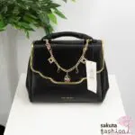Axes Femme flache Handtasche Kunstleder Orientalischer Stil Schwarz goldfarben Kette Anhänger Logo Umhängetasche Schultertasche Elegant Japan Kawaii Feminin oriental style charm bag black