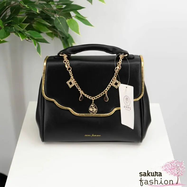 Axes Femme flache Handtasche Kunstleder Orientalischer Stil Schwarz goldfarben Kette Anhänger Logo Umhängetasche Schultertasche Elegant Japan Kawaii Feminin oriental style charm bag black