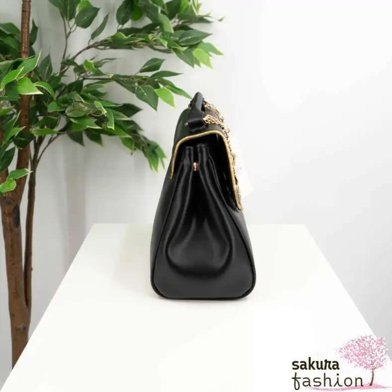 Axes Femme flache Handtasche Kunstleder Orientalischer Stil Schwarz goldfarben Kette Anhänger Logo Umhängetasche Schultertasche Elegant Japan Kawaii Feminin oriental style charm bag black