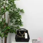 Axes Femme flache Handtasche Kunstleder Orientalischer Stil Schwarz goldfarben Kette Anhänger Logo Umhängetasche Schultertasche Elegant Japan Kawaii Feminin oriental style charm bag black