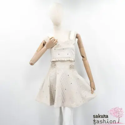 Rojita 2 teiliges Set Top elfenbeinweiß Gesteppt Bauchfrei Rock Rautenmuster Bijouherzen Kunstfellträger Weich Samt Japan Kawaii heart visual quilted skirt and heart bijou quilting bustier ivory