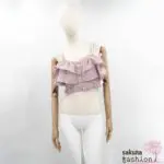 Rojita Top Federbustier Rosa Rüschen Spitzendetails Perlenträger Weiß Zierknöpfe Schmucksteine Zart Bauchfrei Japan Kawaii ruffled feather bustier pink