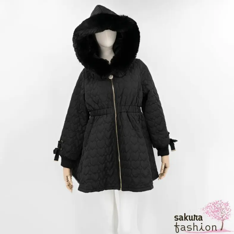 Rojita Steppmantel Schwarz Herzmusterung Kunstfellkapuze Schleifen Tailliert Japan Kawaii heart quilted coat black